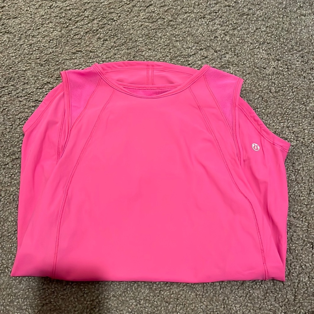 Lululemon Sculpt Tank in sonic pink